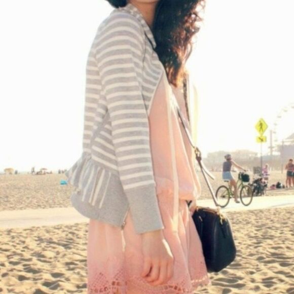 Anthroplogie Saturday Sunday Harley Ruffle Hoodie - Picture 3 of 4